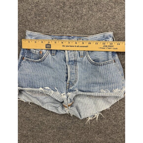 Levis 501 Shorts Womens 25 Button Fly Cutoff Frayed Hem Striped PC9 56327-0330 - Picture 3 of 9